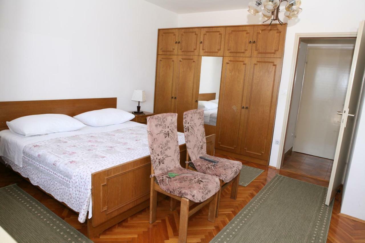 Rooms And Apartments Kurtovic ドニー・セゲット エクステリア 写真